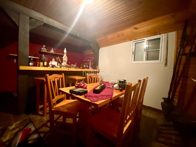 Foto 023f37e2-0847-4f07-a8a0-b1dae15bbe3e. Casa amb calefacció aparcament a Santa Bàrbara