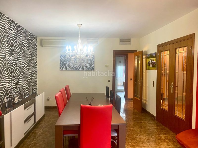 Foto 9cb9492c-8bec-4bd3-8881-137d59e8061b. Casa amb calefacció aparcament a Santa Bàrbara