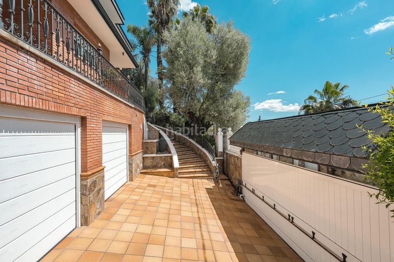 Foto d1b4662d-1916-4ecc-84b5-c840088720bb. Casa amb calefacció aparcament piscina a Pallejà