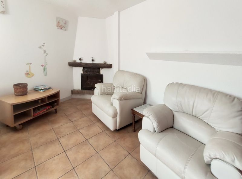 Foto a836279d-2125-4bbe-ada7-5c03d389fd74. Edifici a Soriguera