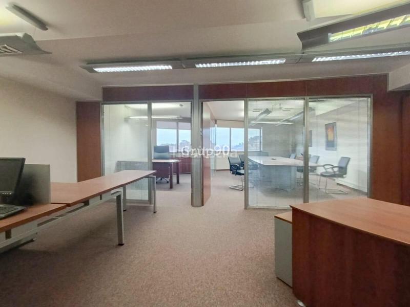 Foto d1cec69e-5701-4b8f-bee6-c8cb0f7b5718. Ufficio con riscaldamento in Instituts-Universitat Lleida