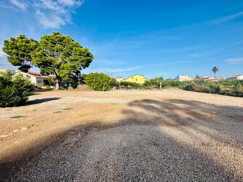 Foto a3d55e03-c737-49c0-af57-e3d7337f8612. Masia amb piscina a Deltebre