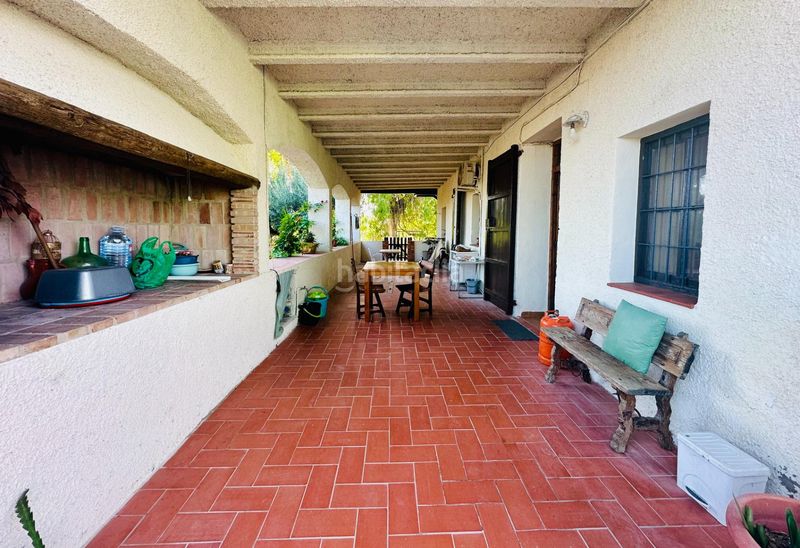 Foto e0251a40-c3d2-4345-8152-479100063c1e. Masia amb piscina a Deltebre
