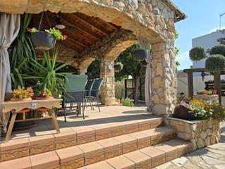 Xalet a Vilanova de Segrià. Descubre este impresionante chalet en el  término de vilanova de