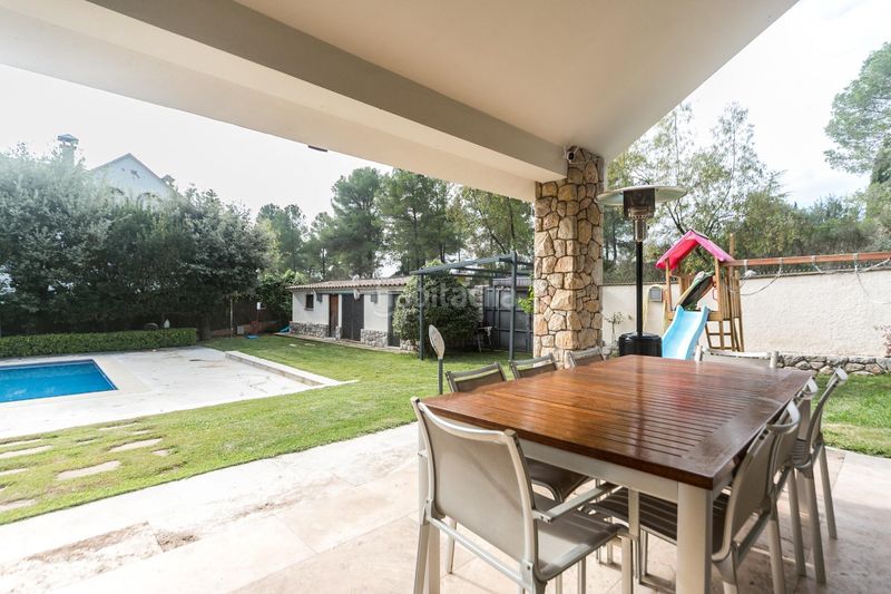 Foto 0cd39fe3-6a35-4003-b488-4a46663256cf. Casa amb calefacció aparcament piscina a Pallejà
