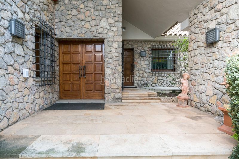 Foto 0fc90a4b-490d-4e5e-ae5f-60b5f4cd5603. Casa amb calefacció aparcament piscina a Pallejà