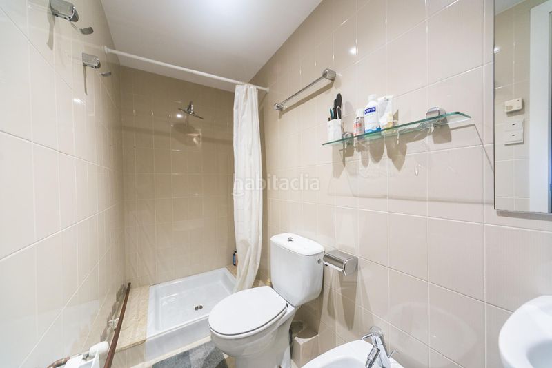 Foto bf670cb1-8403-44de-b5cd-1922312755dd. Casa amb calefacció aparcament piscina a Pallejà
