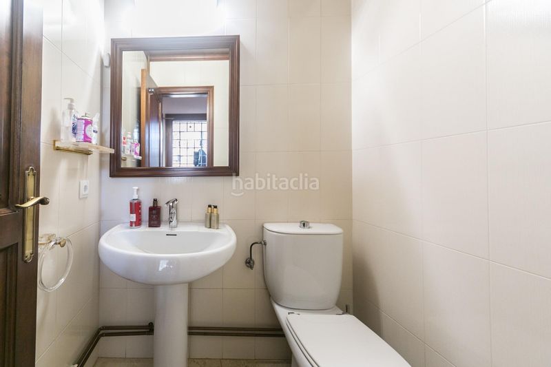 Foto c2a5e785-1a4d-4f95-ae67-444fd2b2b428. Casa amb calefacció aparcament piscina a Pallejà