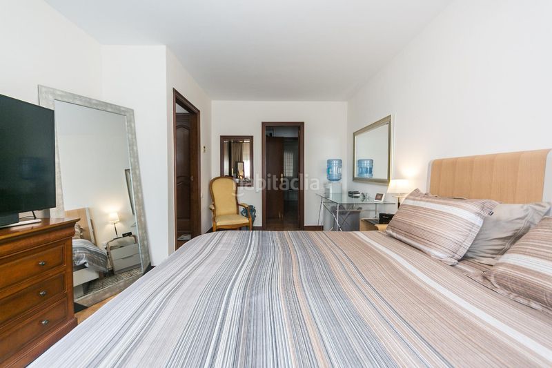 Foto deabdcde-1034-4007-b1cc-80f357ec1031. Casa amb calefacció aparcament piscina a Pallejà