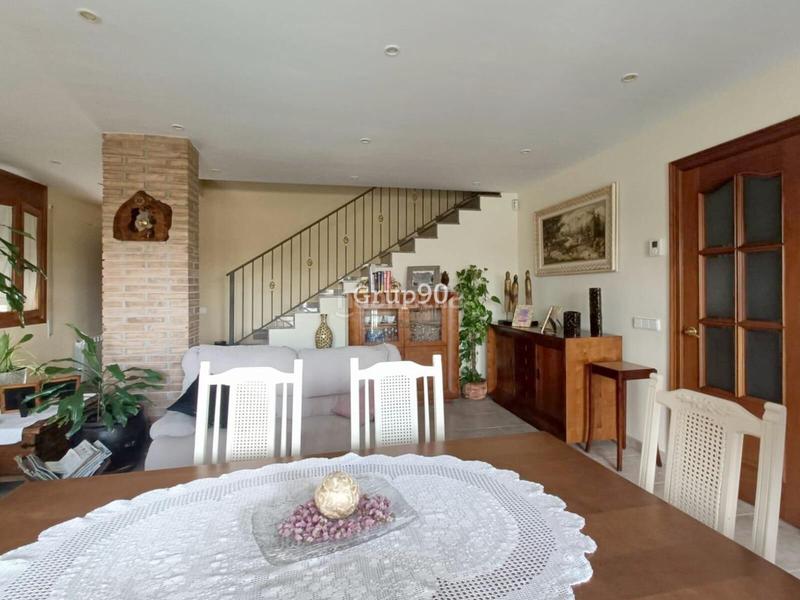 Foto 04be947b-4b85-4696-95bc-372aa3bc882b. Casa con riscaldamento parcheggio piscina in La Bordeta Lleida