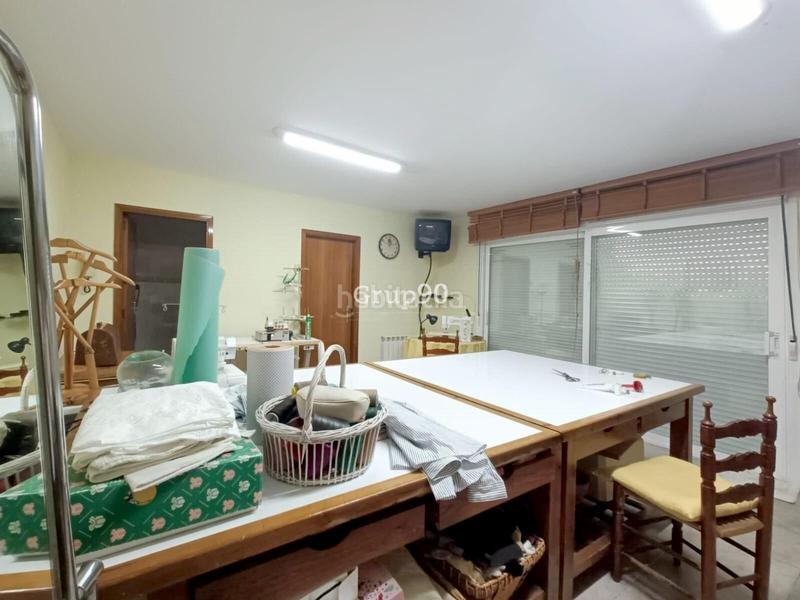 Foto 44b92f4b-350e-4415-9757-390996261733. Casa con riscaldamento parcheggio piscina in La Bordeta Lleida