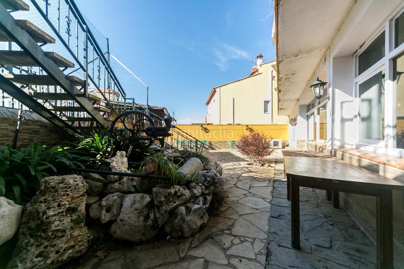 Foto 5492e8e9-100d-415a-ab95-10a2cfab93cc. Casa amb calefacció a Montflorit Cerdanyola del Vallès