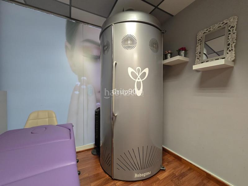 Foto 09947cf8-d543-4c96-b534-f43050e79f38. Alquiler local comercial oportunidad de traspaso de centro de estética ! en Lleida