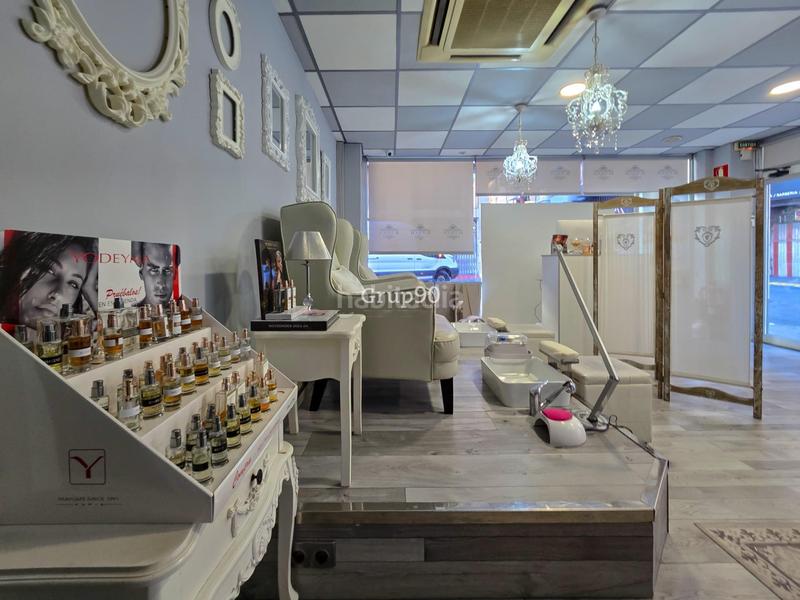 Foto 8e8fe00e-41a5-4e18-aad8-de8cab88830e. Alquiler local comercial oportunidad de traspaso de centro de estética ! en Lleida