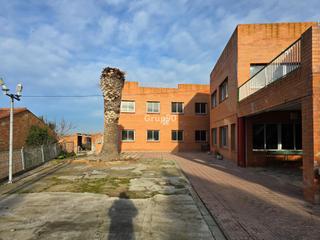 Edifici a Alcarràs. Propiedad en venta en alcarrás uso anterior residencia ancianos
