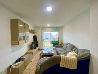 Appartement à Avinguda Catalunya. Piso alto de gran tamaño en el centro de la rápita