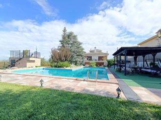 Maison  Llevant. Oportunidad única! espectacular casa con piscina y vistas en alc