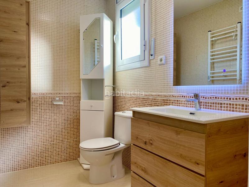 Foto 8087e398-99ce-48aa-8e1b-5d221ae167f3. Casa pareada fantástico pareado en miamiplatja en Miami Platja