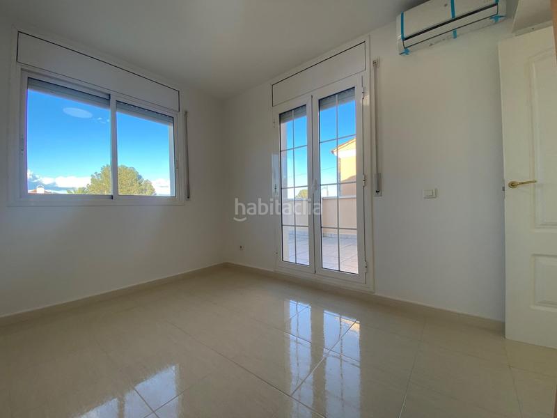 Foto ae9258c7-0f05-47f8-82c4-b5ed170e9fd6. Casa pareada fantástico pareado en miamiplatja en Miami Platja