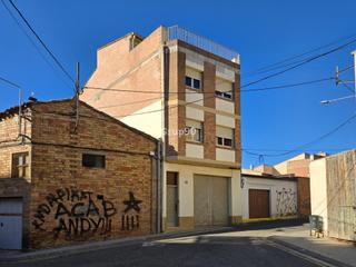 Maison à Alpicat. Casa en el centro de alpicat  lista para entrar a vivir