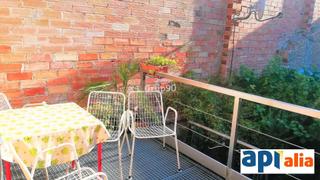 Casa a Bell-lloc d´Urgell. Exclusiva apialia casa reformada con jardín y terraza en bellllo