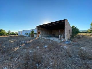 Country house in Ampolla (L´). Fantástica finca a 1,5 km del mar en lampolla