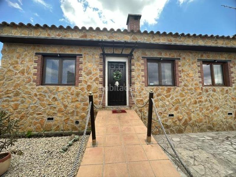 Foto 5dae2c6d-3994-4021-bc33-937278d0648f. Casa con riscaldamento piscina in Ulldecona