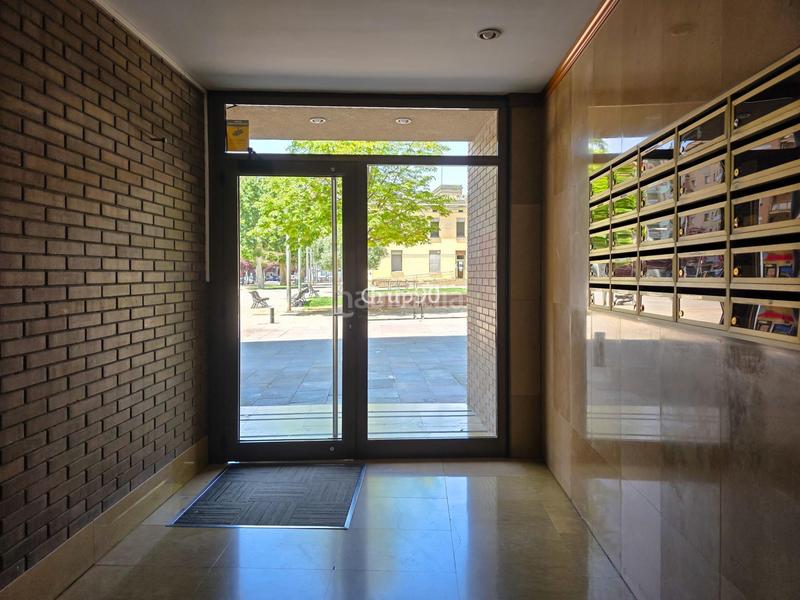 Foto d85c1b7e-b6c1-429c-b0c3-b99246d14a5d. Piso excelente oportunidad en zona escorxador ! en Lleida