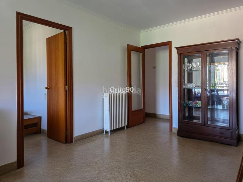 Foto ffeb8411-342d-42dd-a244-7428402a56dc. Piso excelente oportunidad en zona escorxador ! en Lleida