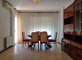 Pis a Príncep de Viana-Clot-Xalets Humbert Torres. Oportunidad en la zona clot! piso de 4 habitaciones con ascensor