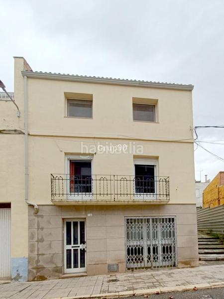 Foto 9dc12ced-b0fe-49ac-962a-81fb29a8eed6. Casa con riscaldamento parcheggio in Bell-lloc d´Urgell
