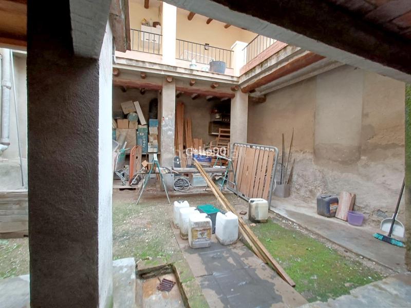 Foto b18d11e9-343e-47d5-bb51-f3f6c04a2139. Casa con riscaldamento parcheggio in Bell-lloc d´Urgell