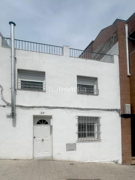 Foto 3c8d9479-29fe-43f5-95c7-fb0a4bb9d1a2. Casa adosada  en venta en Magraners zona tranquila en Lleida