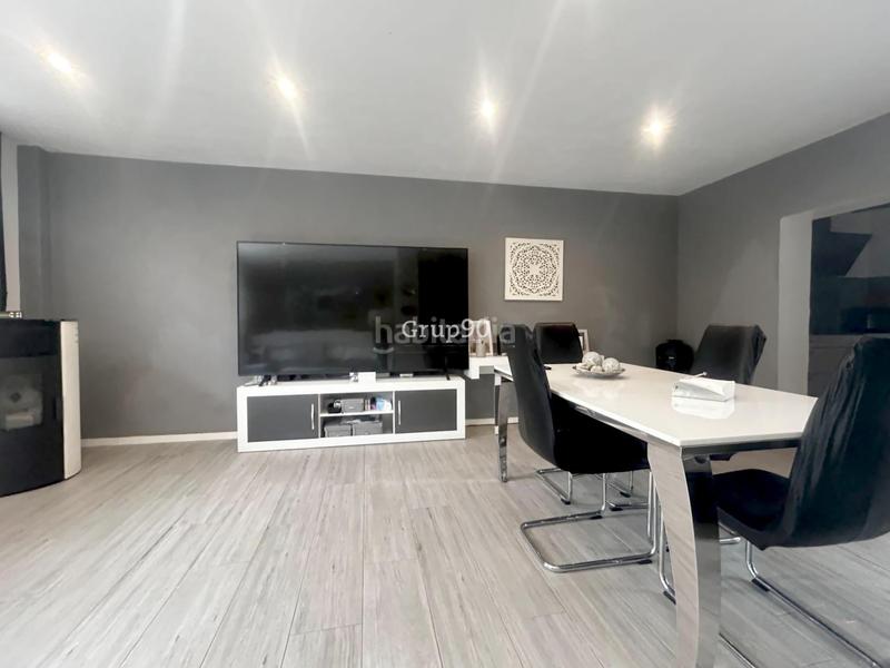 Foto b93971d7-7cce-4d42-9d6f-00289876a594. Casa adosada  en venta en Magraners zona tranquila en Lleida