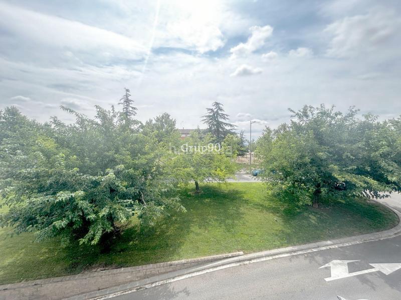 Foto d2e8ae9e-c276-49e5-98f8-e9cbfa81d009. Casa adosada  en venta en Magraners zona tranquila en Lleida