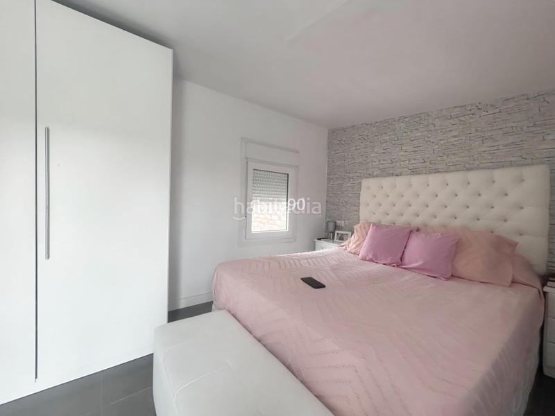 Foto d456f9b4-d7a5-4593-86b7-6859e14831c0. Casa adosada  en venta en Magraners zona tranquila en Lleida