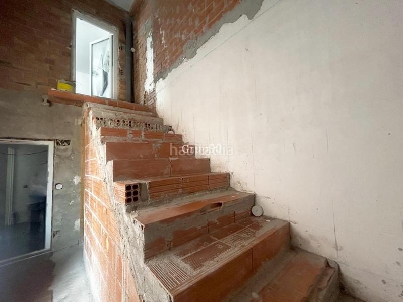 Foto e739837b-6819-44d2-9fa9-746175f385b3. Casa adosada  en venta en Magraners zona tranquila en Lleida