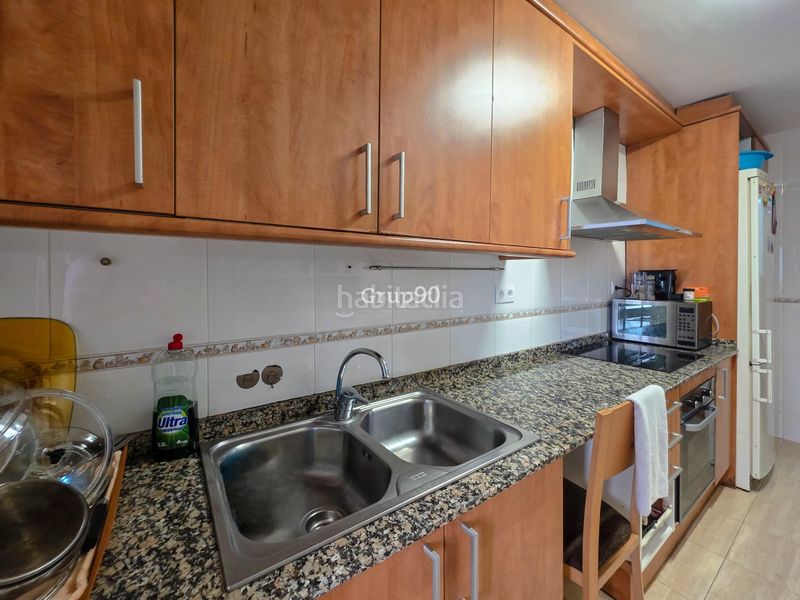 Foto af859e91-7022-4210-b8e0-c10bfa4c675f. Pis amb calefacció aparcament a Rosselló
