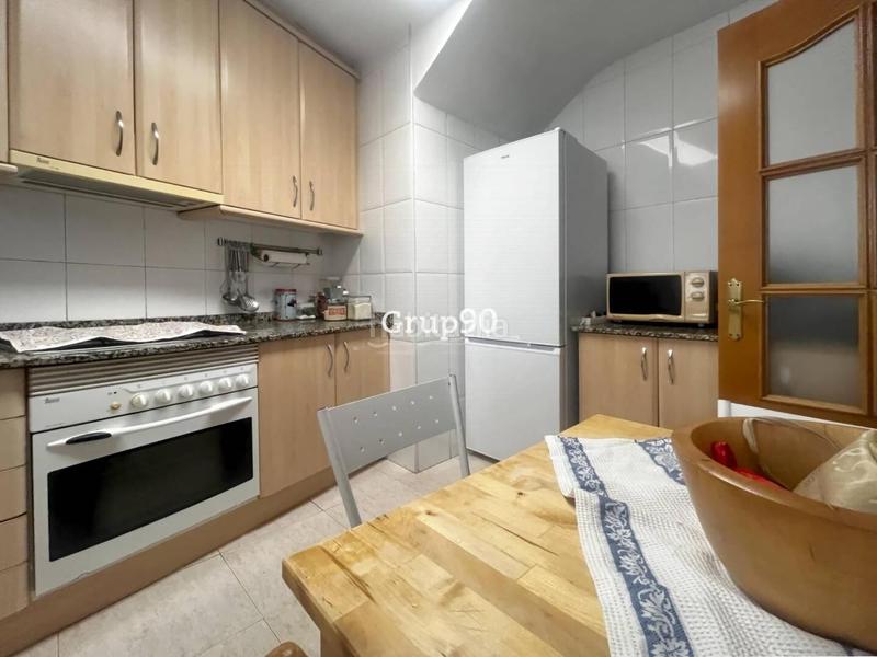 Foto 0ce112b9-82ad-4c08-a812-401946269bbb. Attico con riscaldamento parcheggio in Instituts-Universitat Lleida