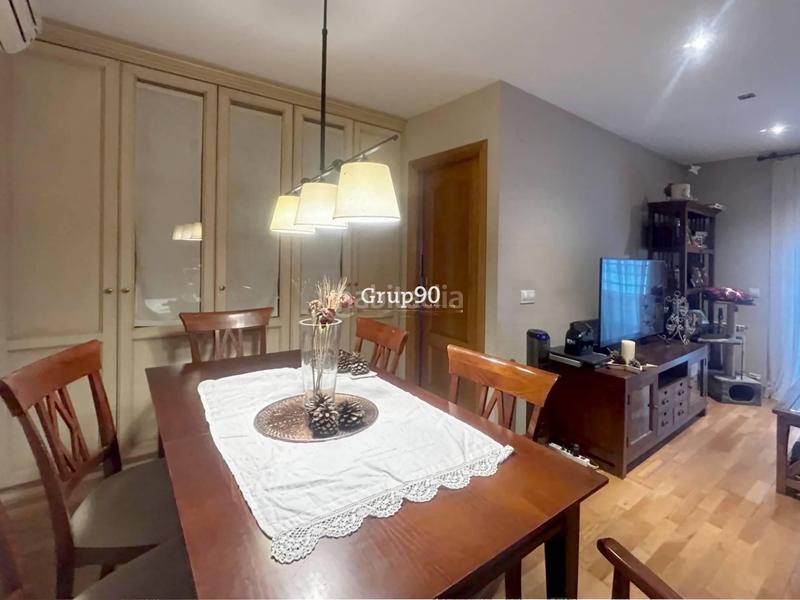 Foto ef4ee407-ff91-4062-b667-1aa5a3e35ca0. Attico con riscaldamento parcheggio in Instituts-Universitat Lleida