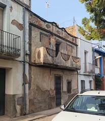 Casa a Santa Bàrbara. Casa con garaje para reformar con agradables vistas