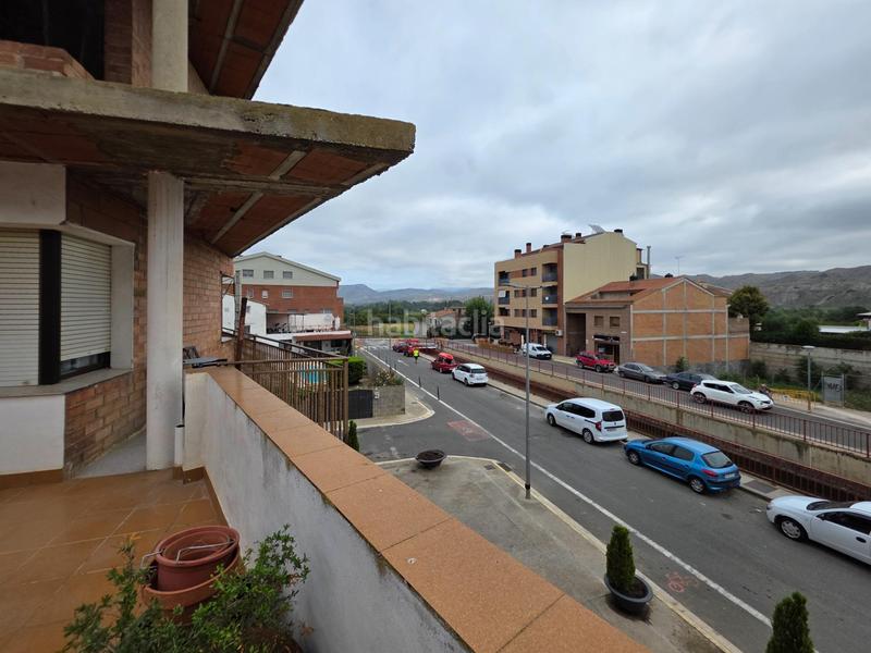 Foto d205b673-173f-4ebb-9caf-79744a656eee. Casa amb calefacció aparcament a Alfarràs