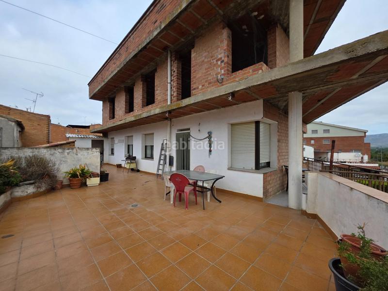 Foto ed071ca4-4dce-4fa8-929b-5d7aa40635f9. Casa amb calefacció aparcament a Alfarràs