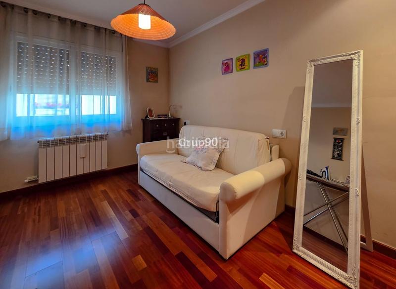 Foto 9c9866d4-7b9e-4c1f-a5df-ebd7121f4bbc. Dachwohnung mit heizung parking pool in Joc de la Bola - Camps d'Esports Lleida