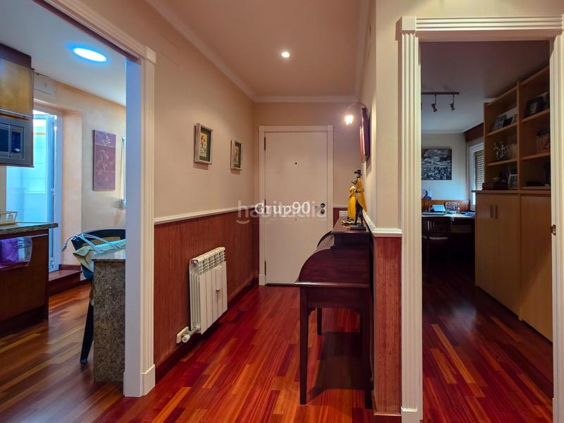 Foto b03aef40-c1b7-4163-9deb-1dfd2f014a97. Dachwohnung mit heizung parking pool in Joc de la Bola - Camps d'Esports Lleida