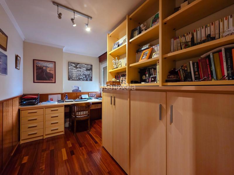 Foto b2848b31-5f59-4813-8470-f697bf1ecad0. Dachwohnung mit heizung parking pool in Joc de la Bola - Camps d'Esports Lleida