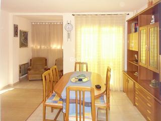 Etagenwohnung  Calle barri la pau-bloc. Piso en pardinyes  ideal para entrar a vivir o para inversión