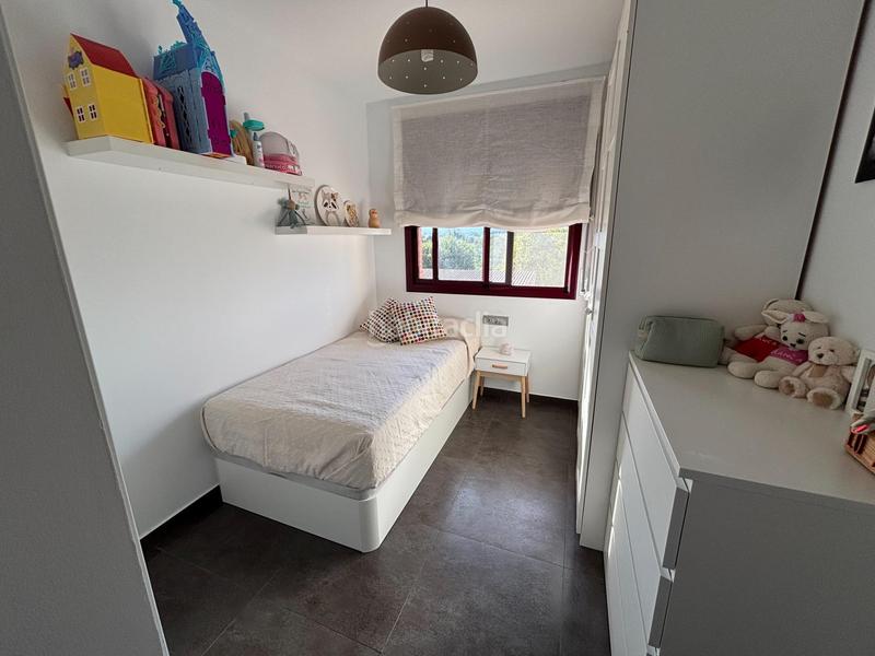 Foto b39c7d3c-2c50-4407-befe-eb49052d8b7f. Semi detached house with parking in Galera (La)