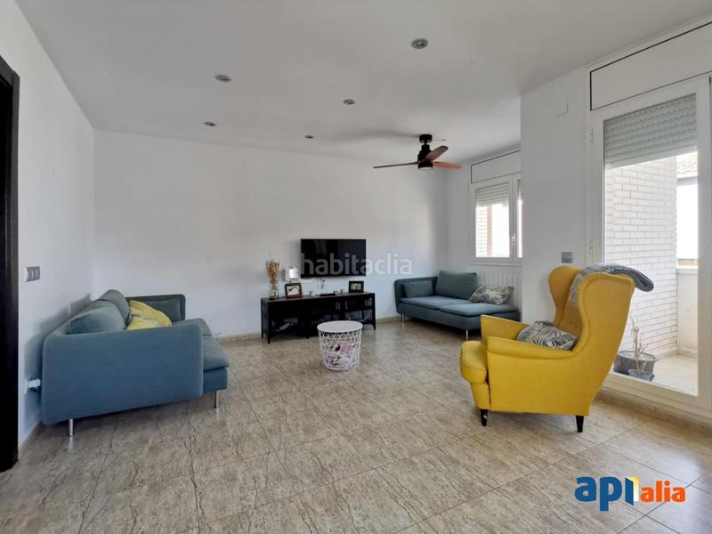 Foto 4a859dea-5a93-4dab-bcaa-ed572db40045. Maison jumelée avec chauffage parking dans Puigverd de Lleida