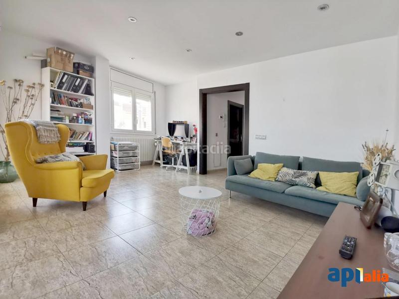 Foto f6e52392-ada7-4b2d-8ae7-8f53146e099b. Maison jumelée avec chauffage parking dans Puigverd de Lleida